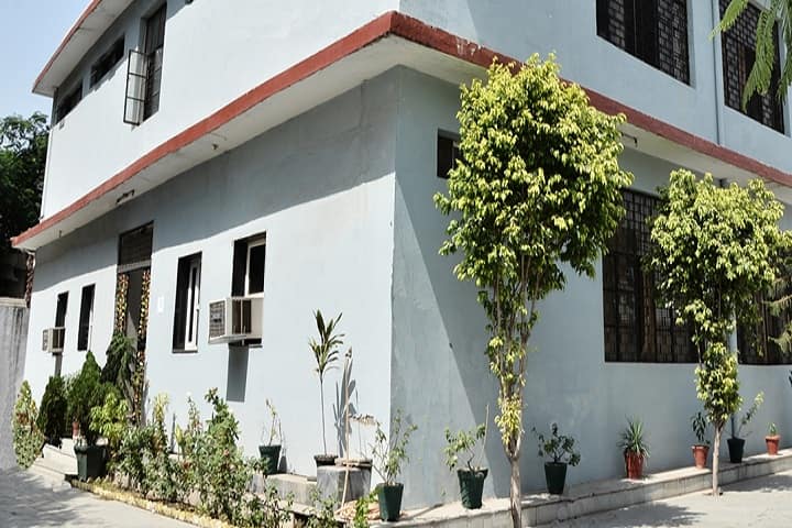 Guru Ram Das College of Education campus in New Delhi, Delhi, India — photo 2