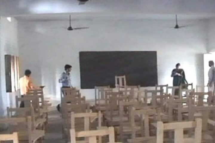 Chandrabhan Devi Sevak Mahavidyalaya campus in Sultanpur, Uttar Pradesh, India — photo 2