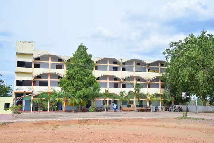 Kalyan College of Nursing campus in Chandrapur, Maharashtra, India — photo 1
