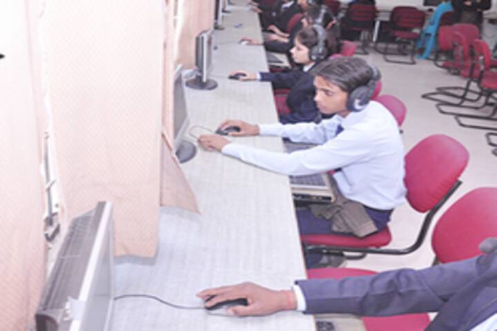 Deen Dayal College of Law campus in Muzaffarnagar, Uttar Pradesh, India — photo 6