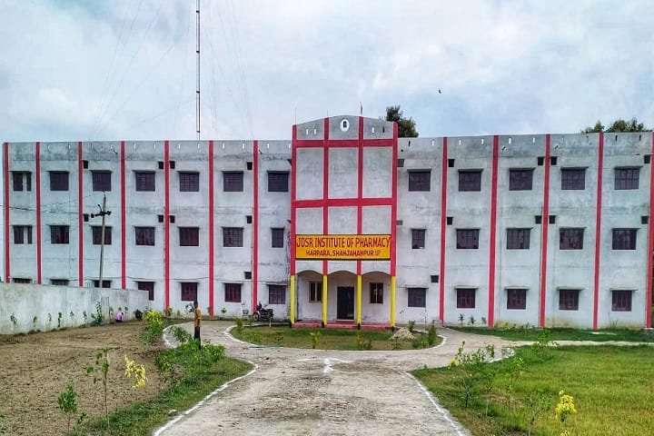 JDSR Institute of Pharmacy campus in Bareilly, Uttar Pradesh, India — photo 1