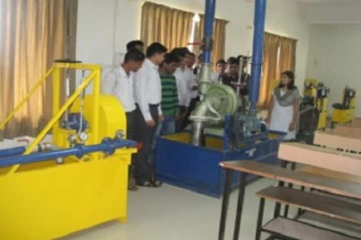 Abhinav Education Society's College of Engineering and Technology campus in Satara, Maharashtra, India — photo 3