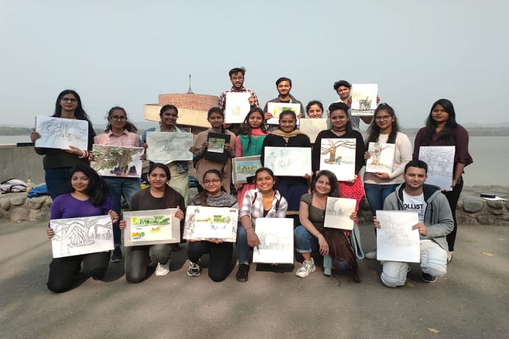 Institute of Fine Arts campus in Chandigarh, India — photo 1