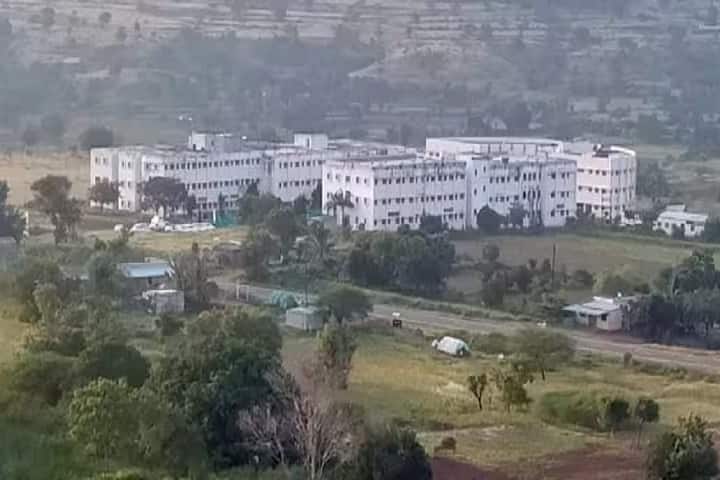 Matoshri Ayurved College campus in Ahmednagar, Maharashtra, India — photo 1