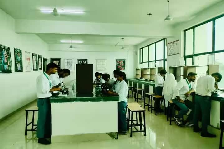 Charak Ayurvedic Medical College campus in Meerut, Uttar Pradesh, India — photo 6