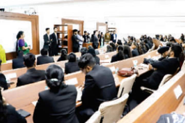 Lloyd School of Law campus in Greater Noida, Uttar Pradesh, India — photo 4