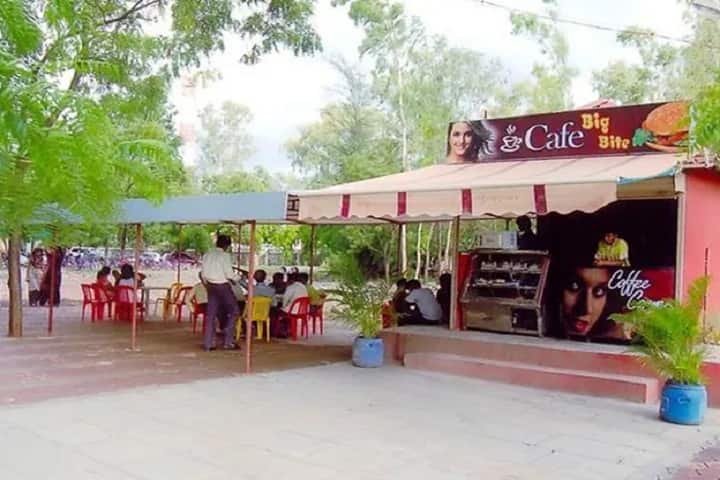 Sanjivani Ayurveda College and Research Center campus in Ahmednagar, Maharashtra, India — photo 3
