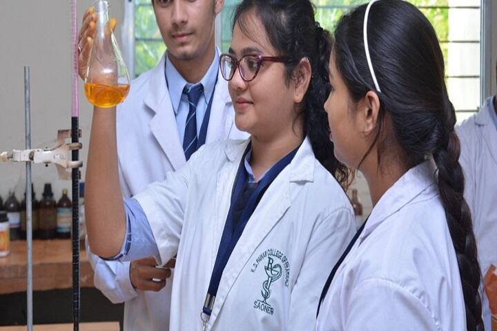 KD Pawar College of Pharmacy campus in Savner, Maharashtra, India — photo 4