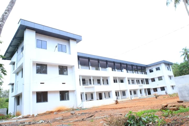 Bafakhy Yatheem Khana Arts and Science College for Women, Malappuram campus in Malappuram, Kerala, India
