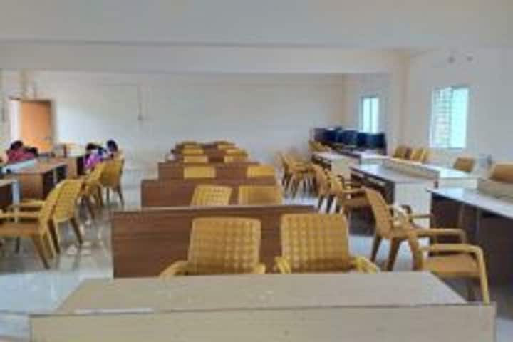 AGM Ayurveda Medical College and Hospital campus in Jamkhandi, Karnataka, India — photo 4