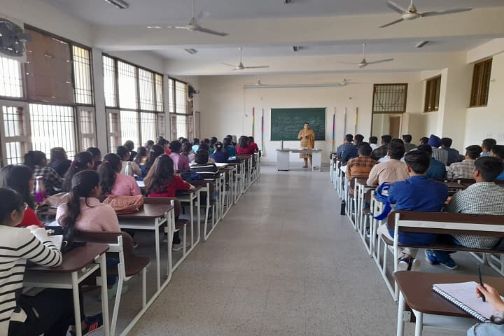 Baba Kheta Nath Government Ayurvedic College and Hospital campus in Narnaul, Haryana, India — photo 2