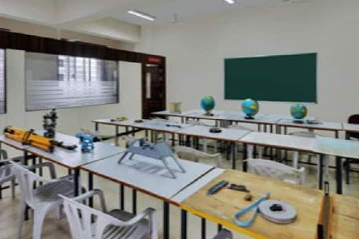 Dr DY Patil Arts campus in Pune, Maharashtra, India — photo 6