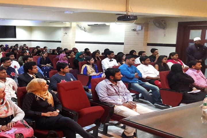 MCE Society's Institute of Pharmacy campus in Pune, Maharashtra, India — photo 3