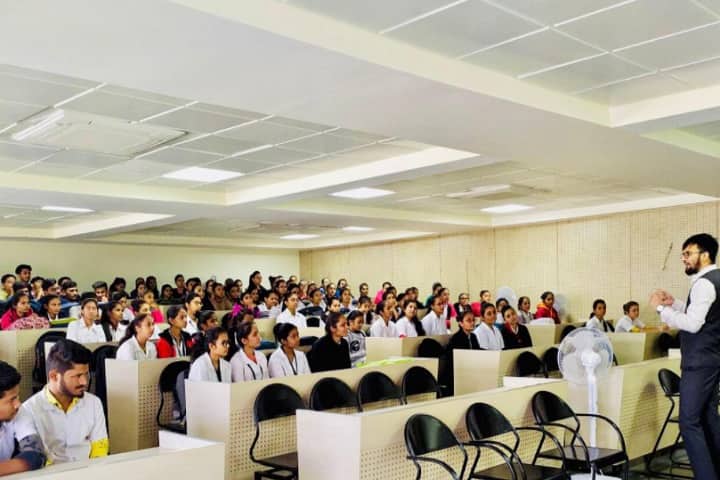 Manjushree Institute of Nursing Science campus in Gandhinagar, Gujarat, India — photo 4
