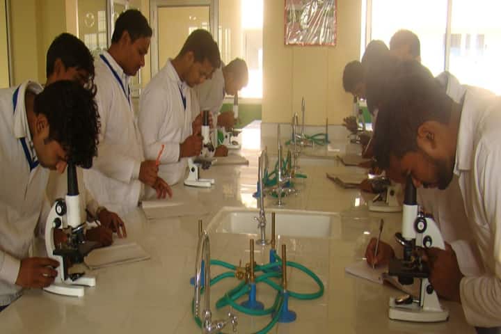 Dayanand Dinanath College of Management campus in Kanpur, Uttar Pradesh, India — photo 4