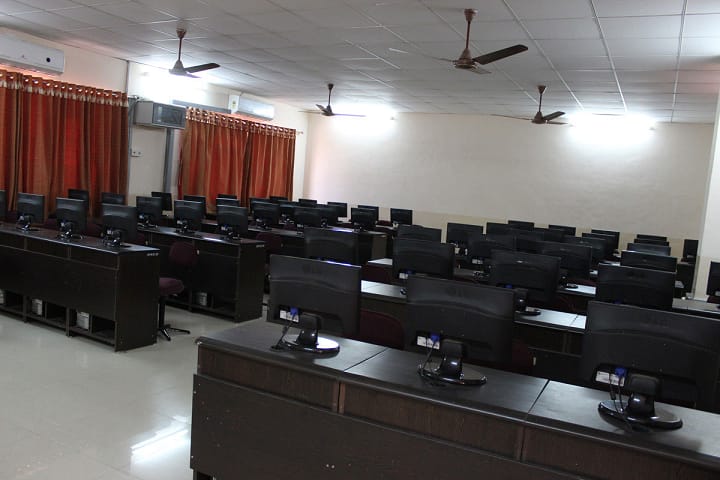 RNGIPT Bardoli campus in Surat, Gujarat, India — photo 6