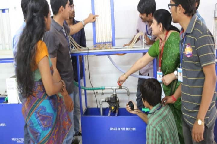 SAL College of Engineering campus in Ahmedabad, Gujarat, India — photo 6