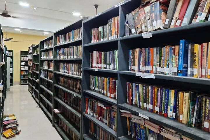 Dutika Sahu College campus in Sambalpur, Odisha, India — photo 4