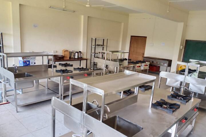 Haribhau Jawale Institute of Hospitality Management and Catering Technology campus in Jalgaon, Maharashtra, India — photo 2