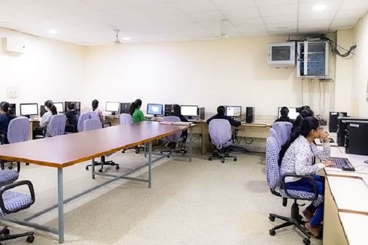 Holy Family College of Nursing campus in New Delhi, Delhi, India — photo 5