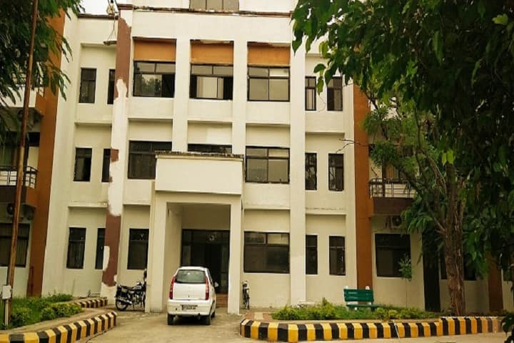 IED Hotel Management campus in Lucknow, Uttar Pradesh, India — photo 3