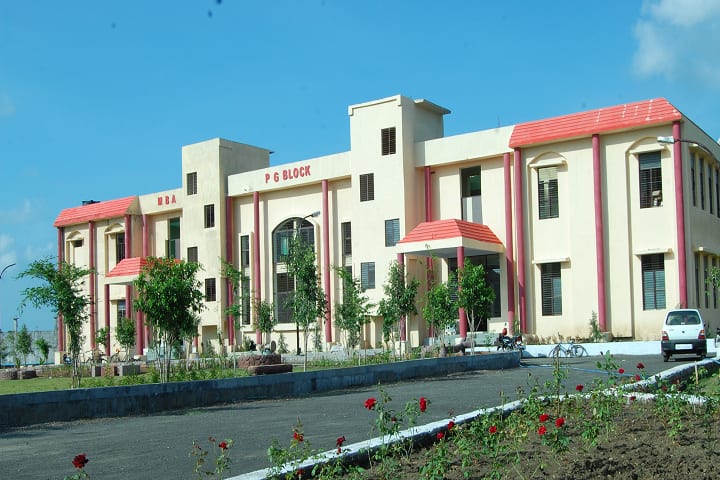 Manjula K Ponda College of Management campus in Bhopal, Madhya Pradesh, India — photo 2