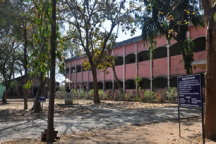 Deshbandhu Mahavidyalaya campus in Chittaranjan, West Bengal, India — photo 1