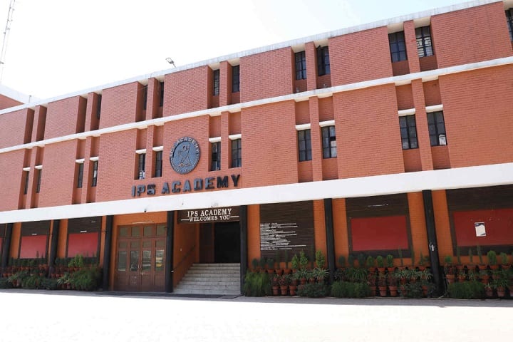 College of Law campus in Indore, Madhya Pradesh, India — photo 2