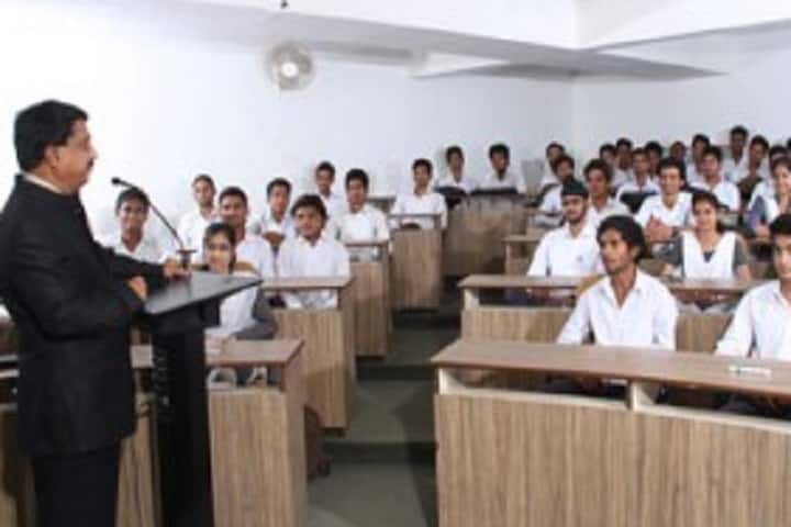 College of Law campus in Indore, Madhya Pradesh, India — photo 3