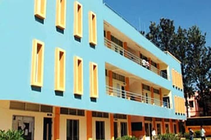 Mallige College of Nursing campus in Bengaluru, Karnataka, India — photo 2