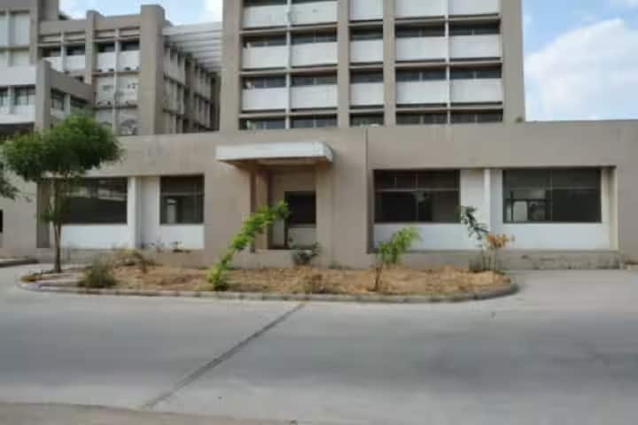 GCS College of Nursing, Ahmedabad campus photo