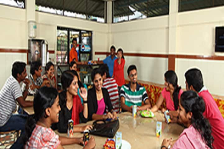 Dayal Group of Institutions campus in Lucknow, Uttar Pradesh, India — photo 2