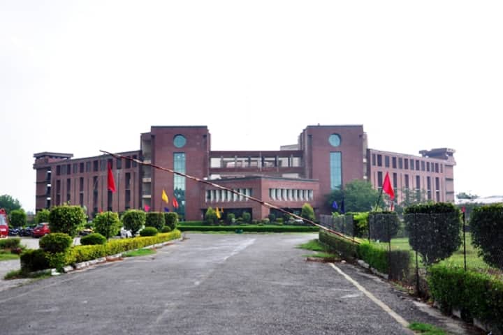 Divya Jyoti Ayurvedic Medical College and Hospital campus in Modinagar, Uttar Pradesh, India — photo 1