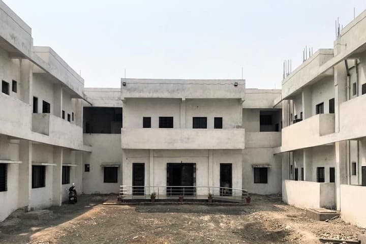 Bhausaheb Mulak Ayurved College and Research Hospital campus in Nagpur, Maharashtra, India — photo 3
