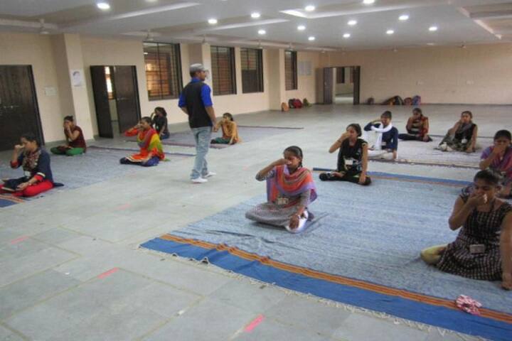 Bhaktraj Dada Khachar Arts and Commerce College campus in Gadhada, Gujarat, India — photo 6