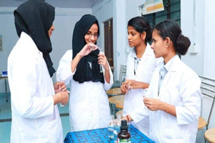 Holy Grace Academy of Pharmacy campus in Thrissur, Kerala, India — photo 4