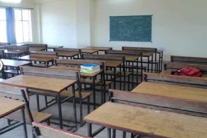 Guru Ramdas Khalsa Institute of Science and Technology Pharmacy campus in Jabalpur, Madhya Pradesh, India — photo 5