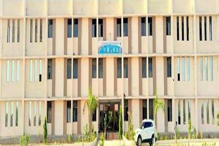 Om Institute of Technology campus in Panchmahal, Gujarat, India — photo 1