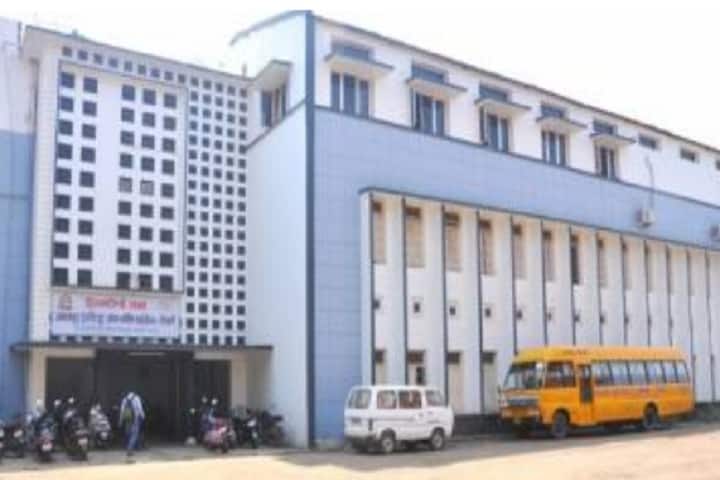 Jabalpur Institute of Nursing Sciences and Research campus in Jabalpur, Madhya Pradesh, India — photo 1