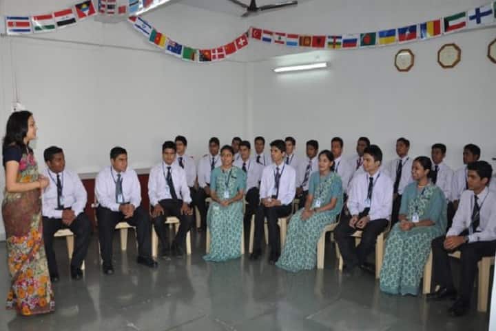 Rizvi College of Hotel Management campus in Mumbai, Maharashtra, India — photo 1
