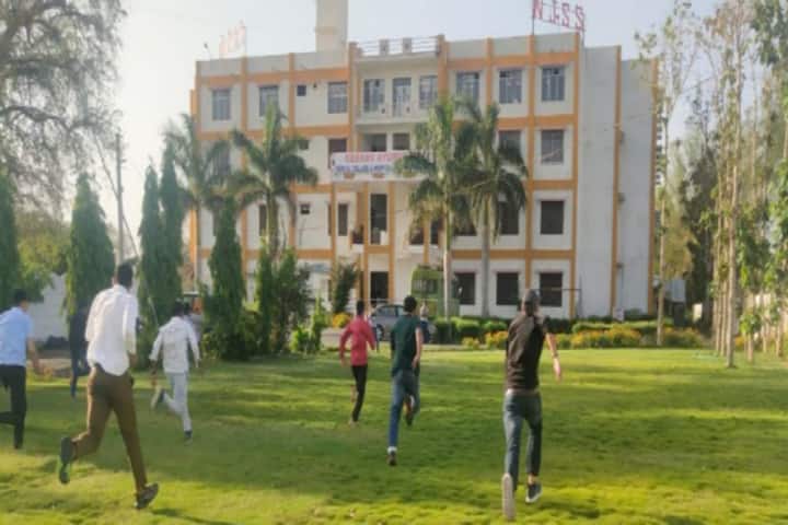 Keshav Ayurvedic Medical College and Hospital campus in Jhalawar, Rajasthan, India — photo 1