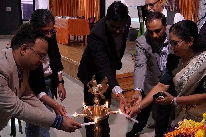 Bhulabhai Vanmalibhai Patel Institute of Commerce campus in Surat, Gujarat, India — photo 5