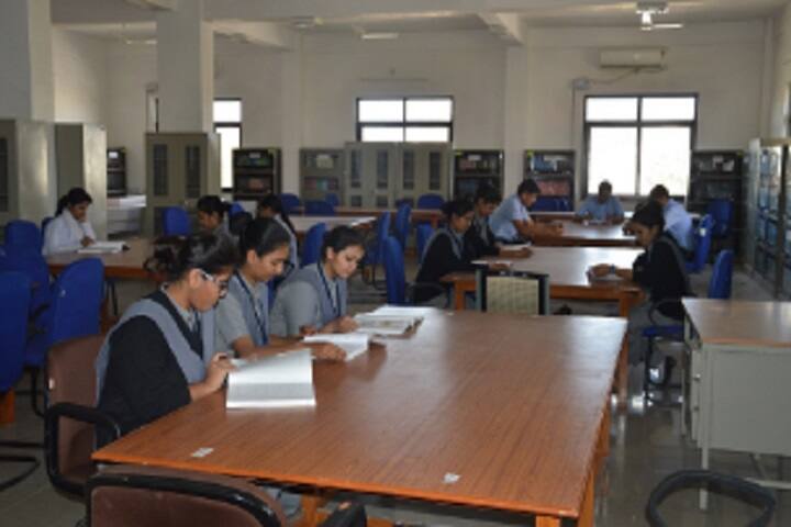 Government College of Nursing campus in Udaipur, Rajasthan, India — photo 5