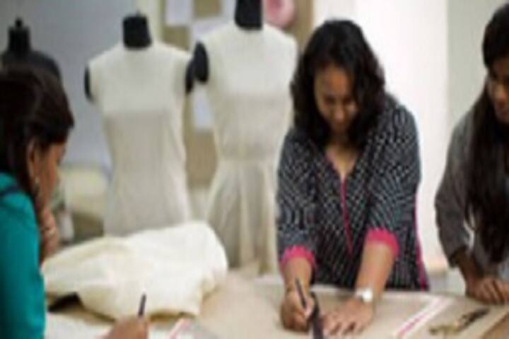 International Institute D Fashion Technology campus in Kolkata, West Bengal, India — photo 2