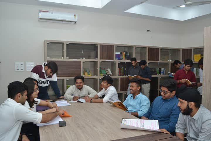Daly College of Business Management campus in Indore, Madhya Pradesh, India — photo 3