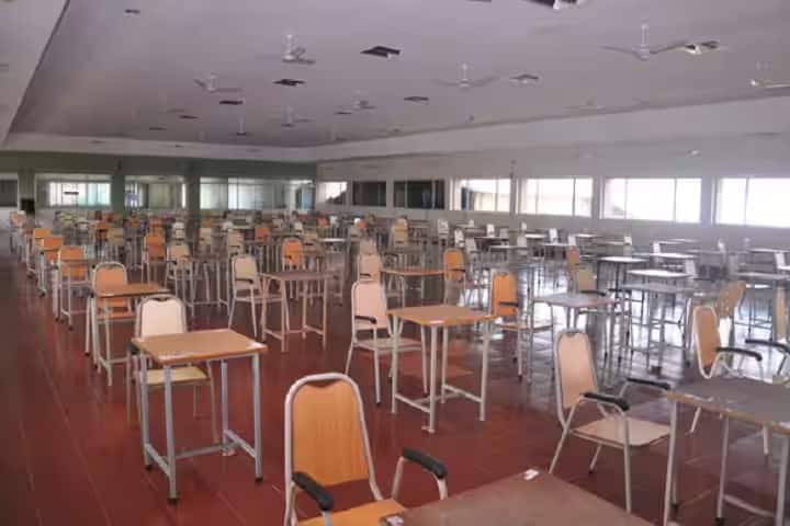 Laxmi Memorial College of Nursing campus in Mangalore, Karnataka, India — photo 2