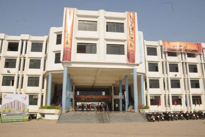LJ Polytechnic, Ahmedabad campus photo