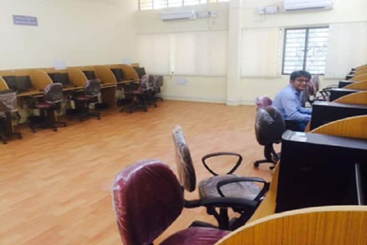 Kidwai Memorial Institute of Oncology campus in Bangalore, Karnataka, India — photo 2