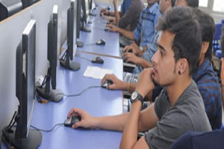 Merchant Engineering College campus in Mehsana, Gujarat, India — photo 4