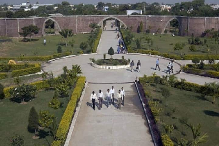 Sankalchand Patel College of Engineering campus in Mehsana, Gujarat, India — photo 1